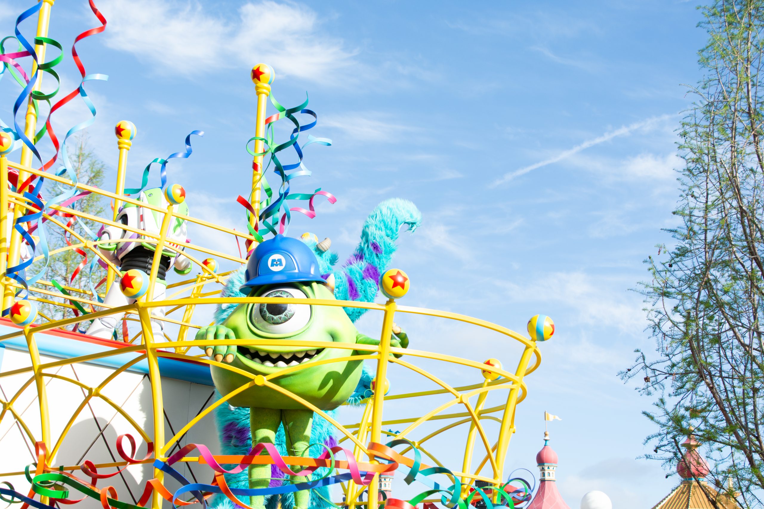 Better Together: A Pixar Pals Parade at Pixar Fest, Disneyland, Mike Wazowski on finale float