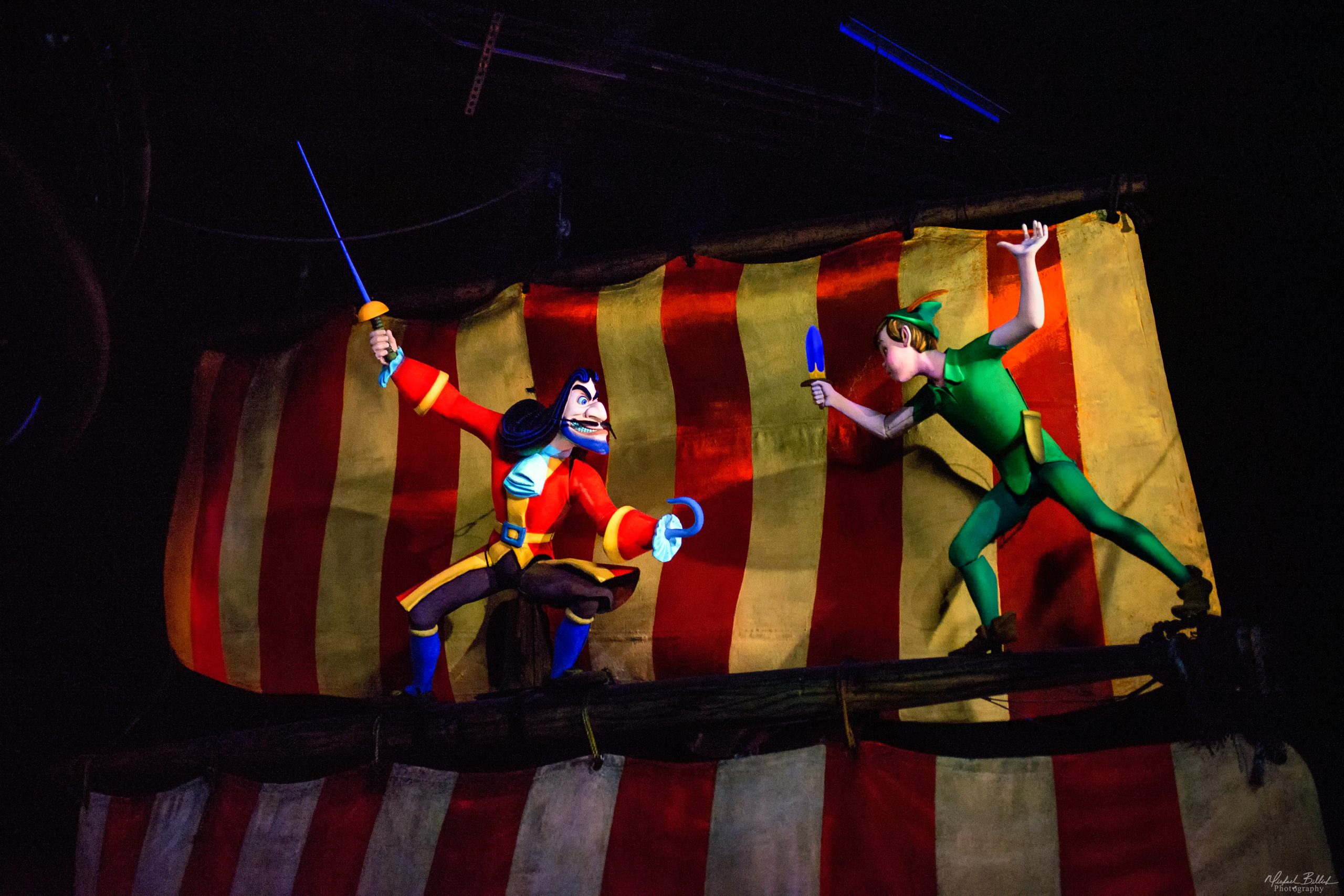 Peter Pan's Flight, Magic Kingdom Captain Hook vs Peter Pan